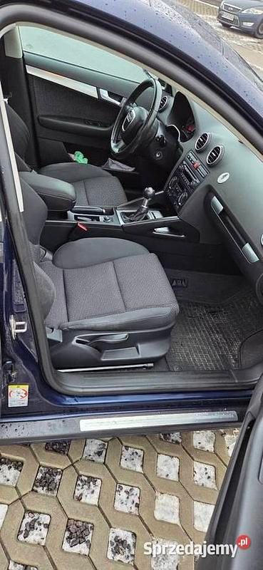 Używany Audi A3 2006 Granatowy Hatchback