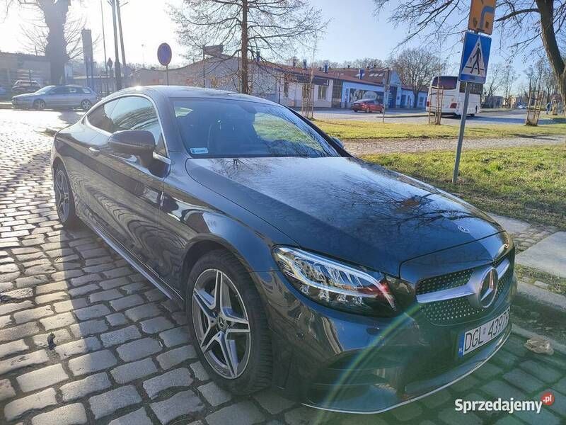 Grafitowy Używany 2018 Mercedes 180 Sedan/Limuzyna | 125 000 zł - Obraz 1/4
