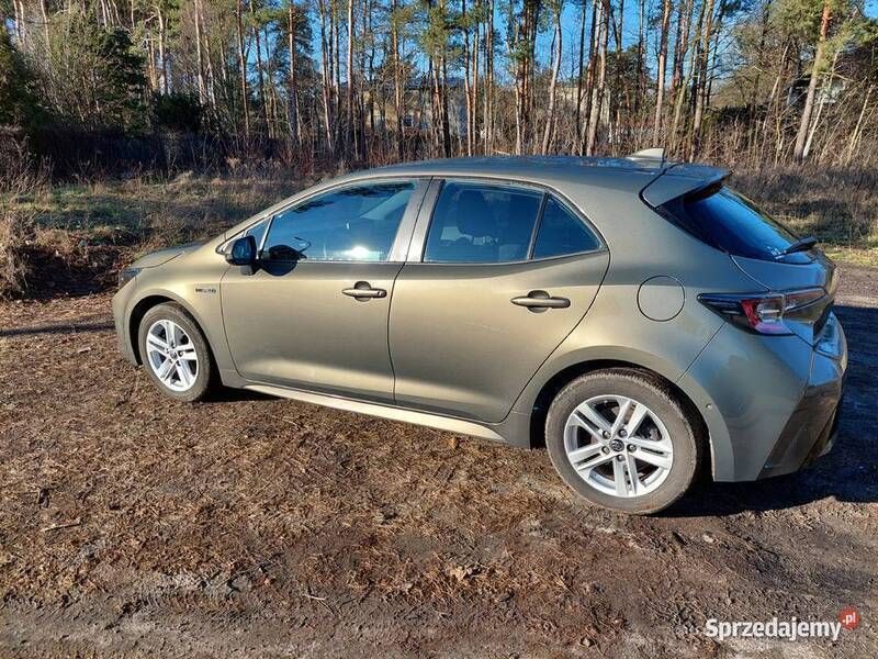 Używany Toyota Corolla 122 KM (89 kW) 2019 Brązowy Hatchback