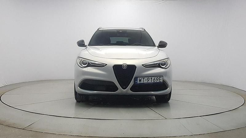 Używany Alfa Romeo Stelvio Ti 280 KM (205 kW) 2021 Szary SUV