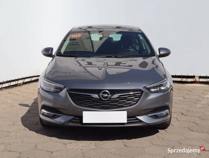 Szary Używany 2020 Opel Insignia Hatchback | 56 999 zł (Uczciwa cena) - Obraz 1/4