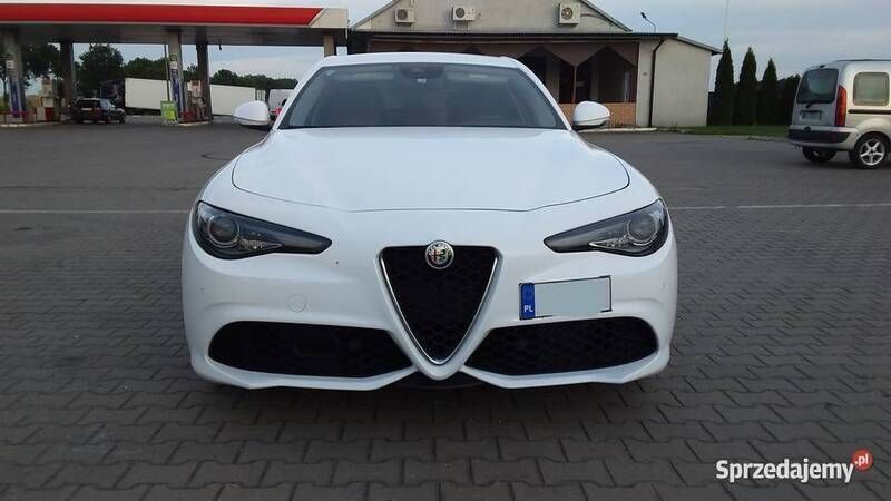 Używany 2017 Alfa Romeo Giulia Veloce | 95 777 zł (Dobra cena) - Obraz 1/4