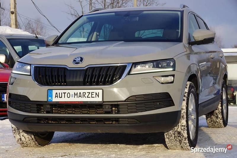 Szary Używany 2020 Skoda Karoq SUV | 89 700 zł (Uczciwa cena) - Obraz 1/4