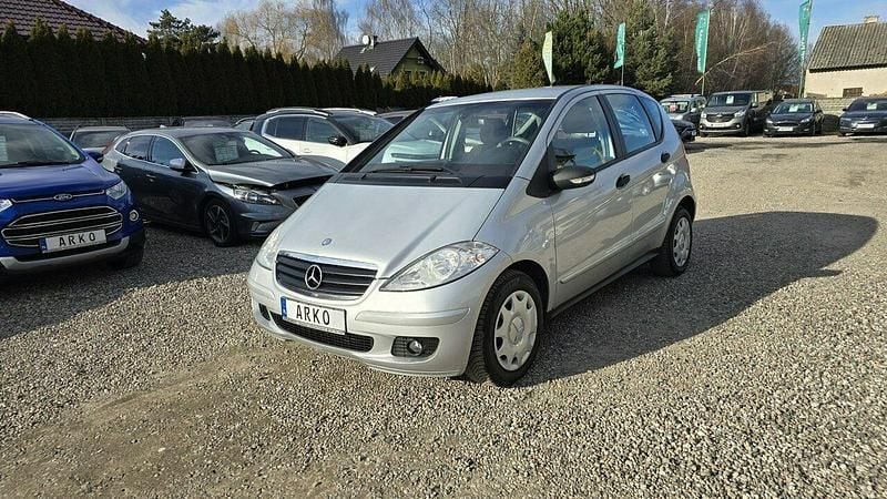 Używany Mercedes A150 95 KM (69 kW) 2008 Srebrny Hatchback