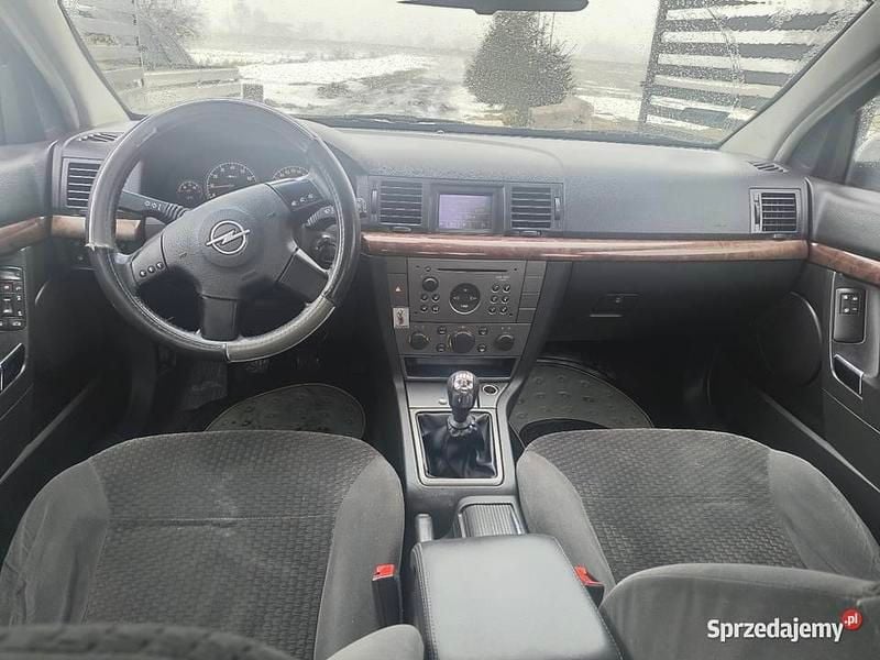 Używany Opel Vectra 2003 Srebrny Sedan/Limuzyna