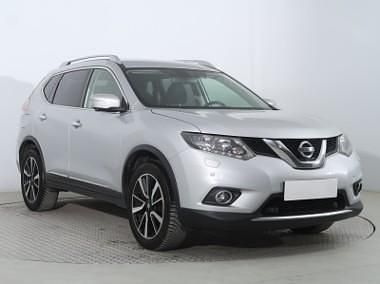 Srebrny Używany 2015 Nissan X-Trail SUV | 57 999 zł (Uczciwa cena) - Obraz 1/4