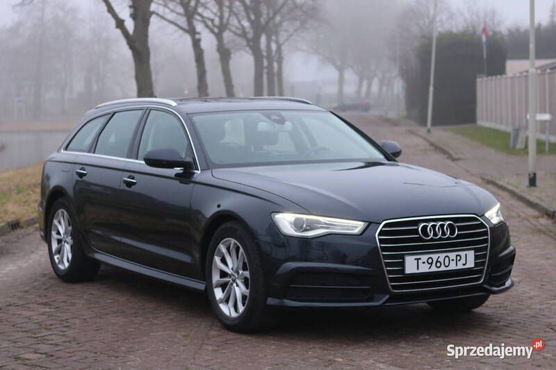 Granatowy Używany 2017 Audi A6 Kombi | 69 000 zł (Super Cena) - Obraz 1/4