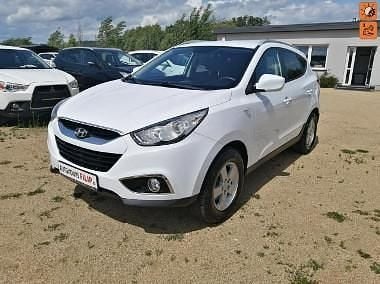 Biały Używany 2011 Hyundai ix35 SUV | 34 900 zł (Uczciwa cena) - Obraz 1/4