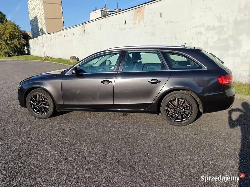 Używany Audi A4 2011 Brązowy Kombi