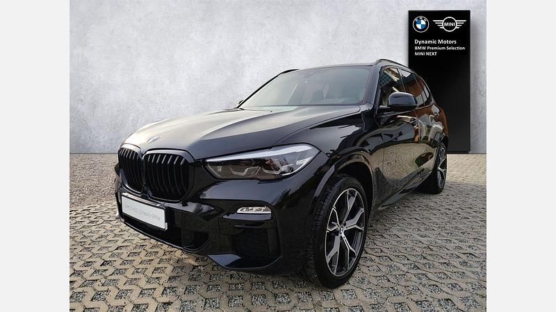 Używany BMW X5 Shadowline 231 KM (169 kW) 2021 Czarny szafir metalizowany SUV
