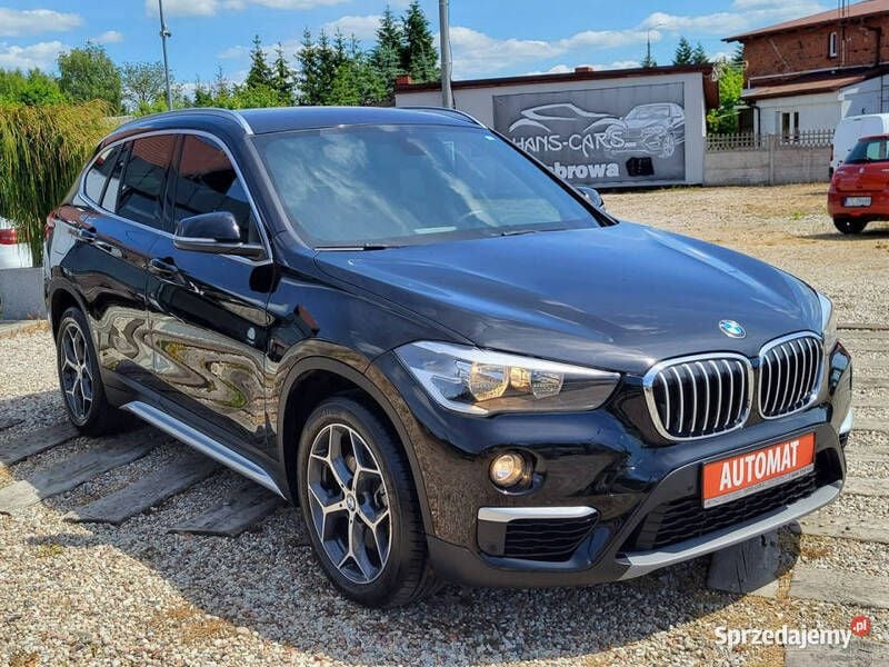 Czarny Używany 2018 BMW X1 SUV | 79 900 zł (Super Cena) - Obraz 1/4