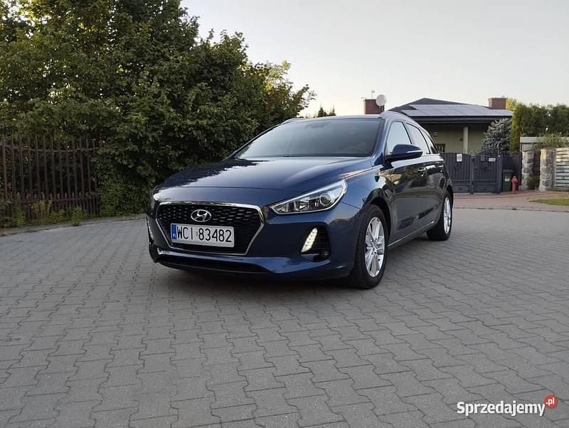 Granatowy Używany 2018 Hyundai i30 Kombi | 39 900 zł (Uczciwa cena) - Obraz 1/4