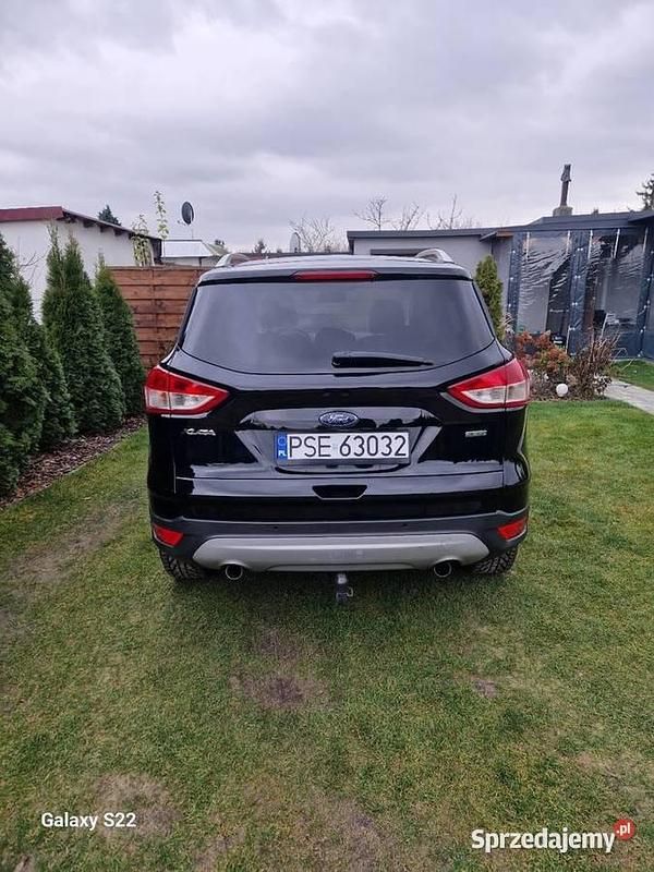 Czarny Używany 2016 Ford Kuga SUV | 39 000 zł (Dobra cena) - Obraz 1/4