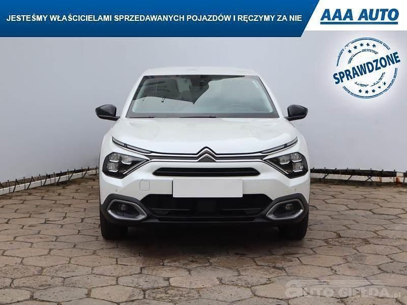 Używany Citroën C4 X 2023 Biały SUV