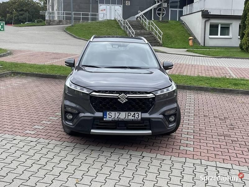 Używany 2023 Suzuki SX4 S-Cross SUV | 87 000 zł (Uczciwa cena) - Obraz 1/4