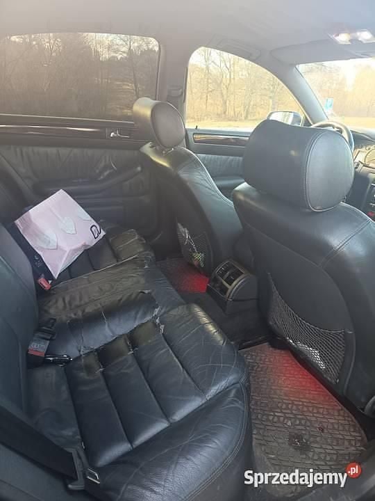 Używany Audi A6 1998 Granatowy Sedan/Limuzyna