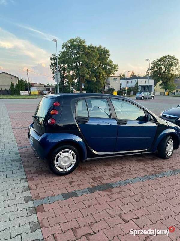 Używany Smart ForFour 75 KM (55 kW) 2004 Granatowy Hatchback