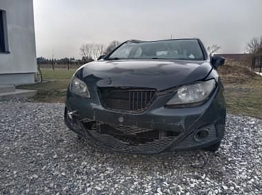 Szary Używany 2011 Seat Ibiza Hatchback | 6000 zł - Obraz 1/4