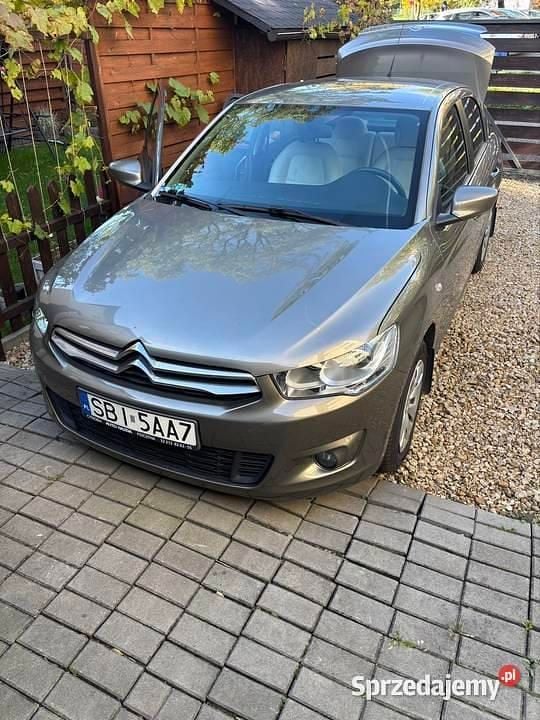 Beżowy Używany 2013 Citroën C-Elysee I Sedan/Limuzyna | 14 700 zł (Super Cena) - Obraz 1/4