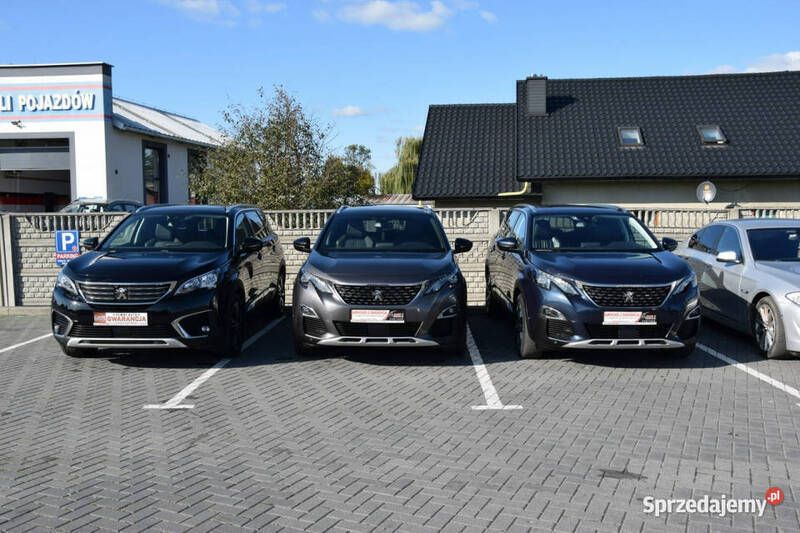 Granatowy Używany 2018 Peugeot 5008 Minivan | 59 900 zł (Dobra cena) - Obraz 1/4