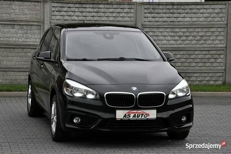 Czarny Używany 2014 BMW 218 Active Tourer Minivan | 46 900 zł - Obraz 1/4