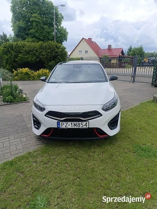 Biały Używany 2021 Kia Ceed GT 2 Hatchback | 101 900 zł - Obraz 1/4
