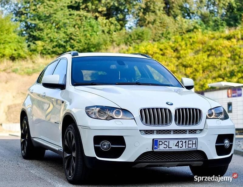 Biały Używany 2011 BMW X6 SUV | 78 900 zł (Uczciwa cena) - Obraz 1/4