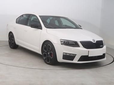 Biały Używany 2014 Skoda Octavia Hatchback | 45 499 zł (Super Cena) - Obraz 1/4