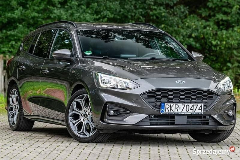 Szary Używany 2020 Ford Focus Kombi | 59 900 zł (Drogi) - Obraz 1/4