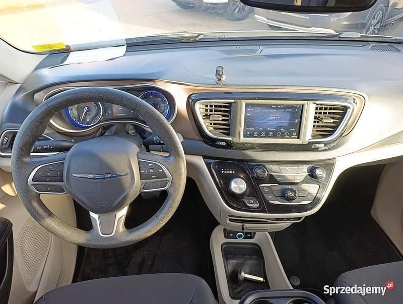 Używany 2018 Chrysler Pacifica Touring | 82 500 zł (Uczciwa cena) - Obraz 1/4