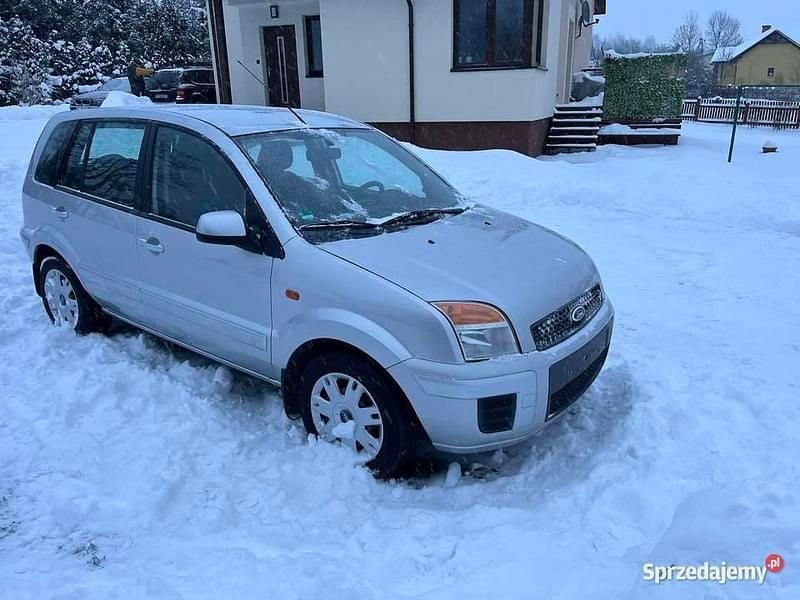 Używany Ford Fusion 2010 Hatchback