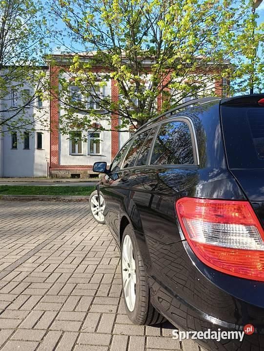 Czarny Używany 2008 Mercedes 200 Kombi | 25 000 zł - Obraz 1/4