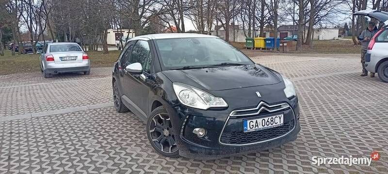 Czarny Używany 2012 Citroën DS3 | 25 000 zł (Uczciwa cena) - Obraz 1/4