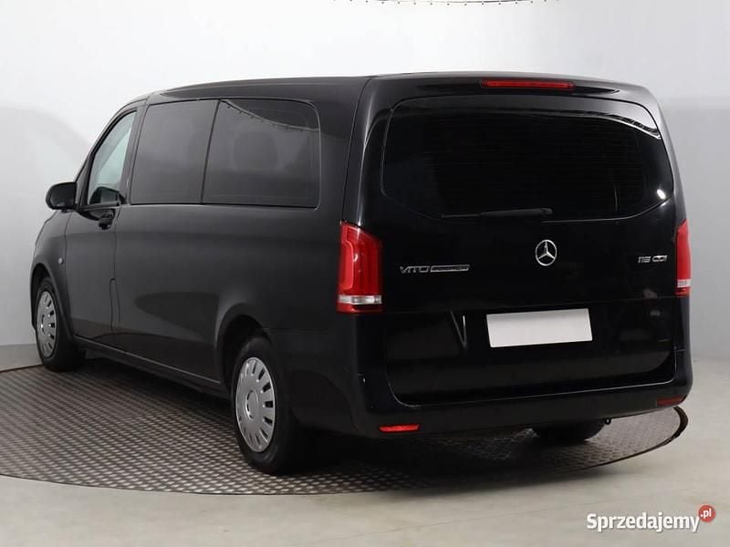 Używany Mercedes Vito 2019 Czarny Van