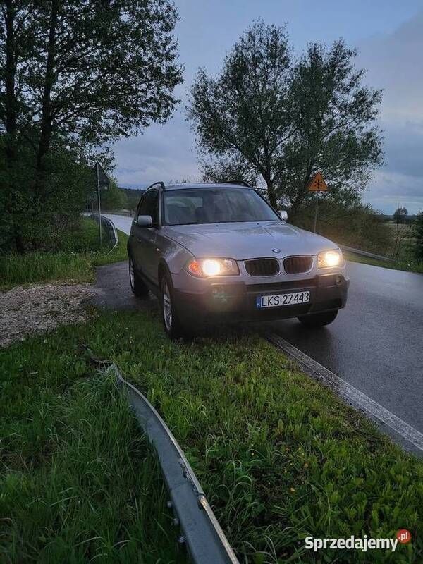 Szary Używany 2005 BMW X3 SUV | 15 999 zł (Uczciwa cena) - Obraz 1/4
