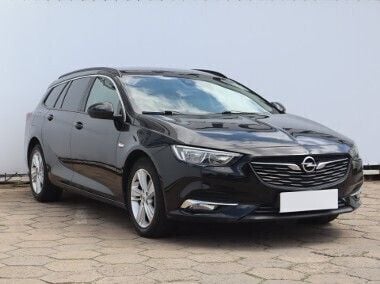 Czarny Używany 2019 Opel Insignia Kombi | 43 999 zł (Dobra cena) - Obraz 1/4