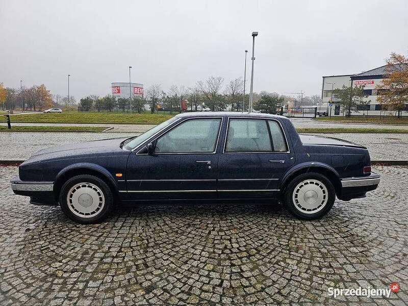 Granatowy Używany 1990 Cadillac Seville Sedan/Limuzyna | 22 000 zł - Obraz 1/4