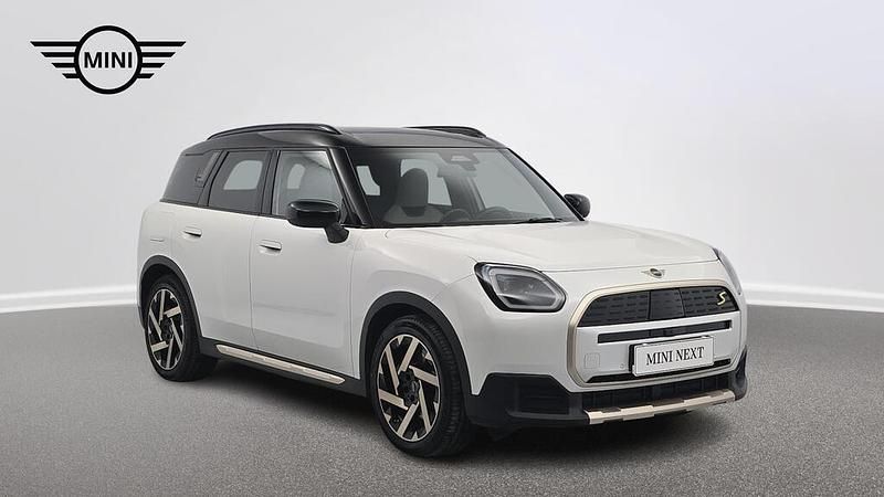 Nanuq white metalizowany Używany 2025 Mini Countryman SUV | 203 900 zł (Dość drogi) - Obraz 1/4