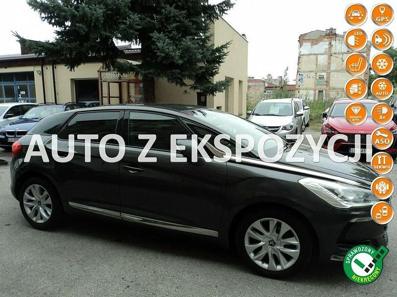 Czarny Używany 2015 DS Automobiles DS5 Hatchback | 35 900 zł - Obraz 1/4