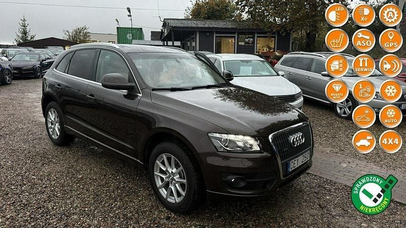 Brązowobeżowy Używany 2011 Audi Q5 SUV | 54 999 zł (Uczciwa cena) - Obraz 1/4