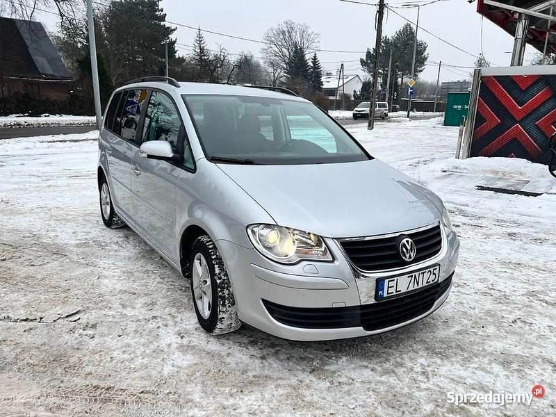 Używany VW Touran 140 KM (102 kW) 2008 Srebrny Minivan