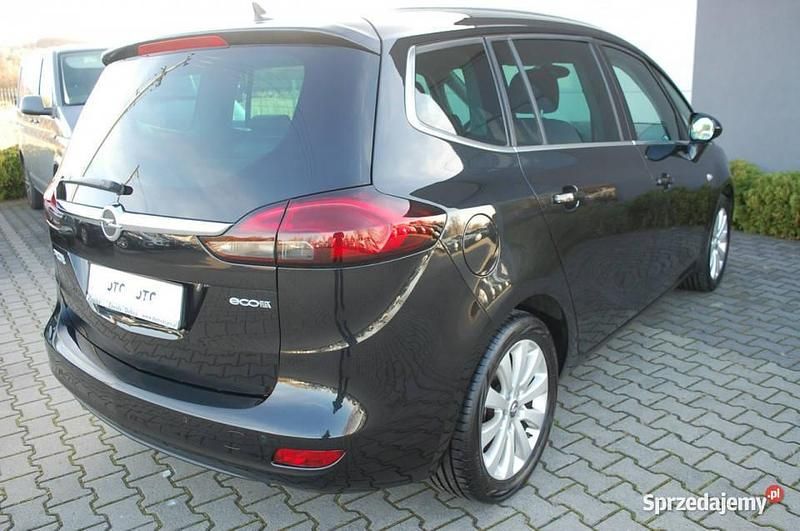 Używany Opel Zafira 136 KM (100 kW) 2014 Czarny Minivan