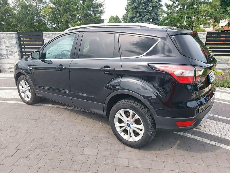 Używany Ford Kuga 150 KM (110 kW) 2018 Czarny SUV