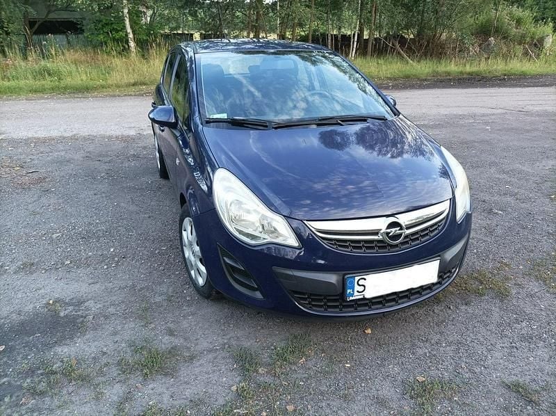 Niebieski ciemny Używany 2011 Opel Corsa Hatchback | 18 900 zł (Uczciwa cena) - Obraz 1/4