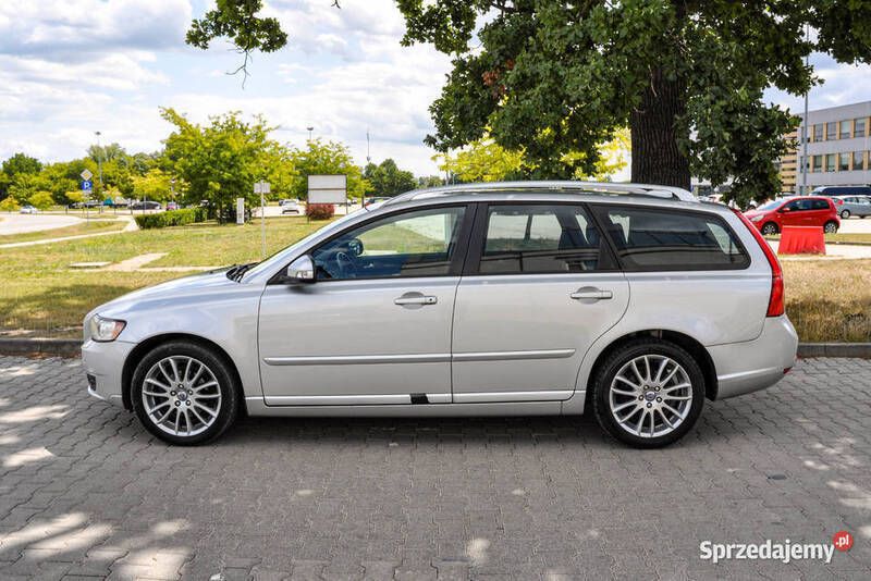 Używany 2009 Volvo V50 Kombi | 12 700 zł (Uczciwa cena) - Obraz 1/4