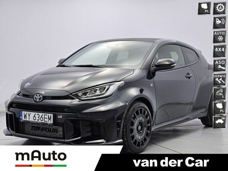 Czarny Używany 2024 Toyota Yaris Hatchback | 239 900 zł - Obraz 1/4