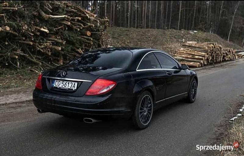 Używany Mercedes CL500 2008 Czarny Coupe