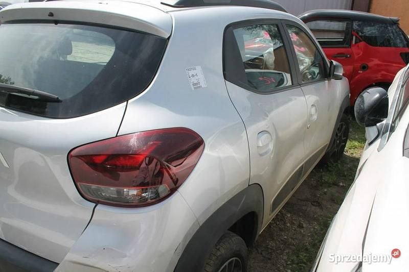 Biały Używany 2023 Dacia Spring Hatchback | 17 900 zł - Obraz 1/4