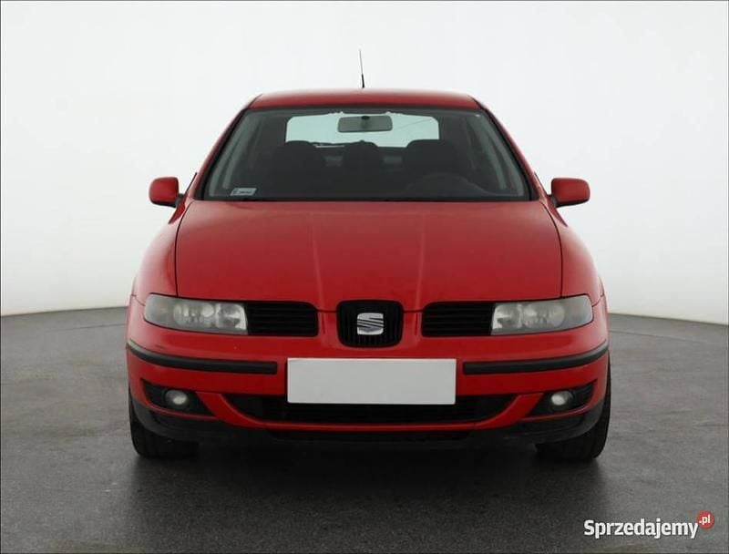 Czerwony Używany 2000 Seat Leon Hatchback | 2299 zł (Dobra cena) - Obraz 1/4