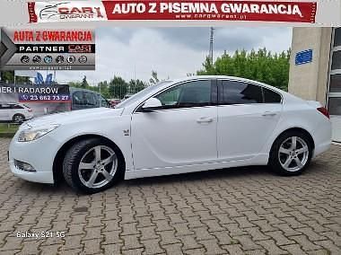 Biały Używany 2012 Opel Insignia Sedan/Limuzyna | 25 900 zł (Uczciwa cena) - Obraz 1/4